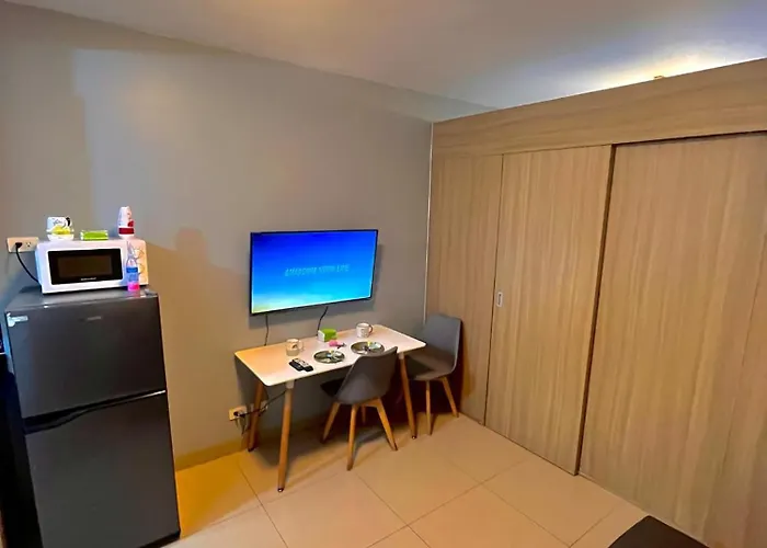 Onebedroomwbalcony Apartment *